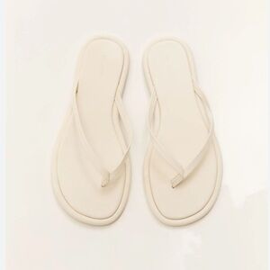 NWB ST. AGNI Flip Flop Butter Size 36